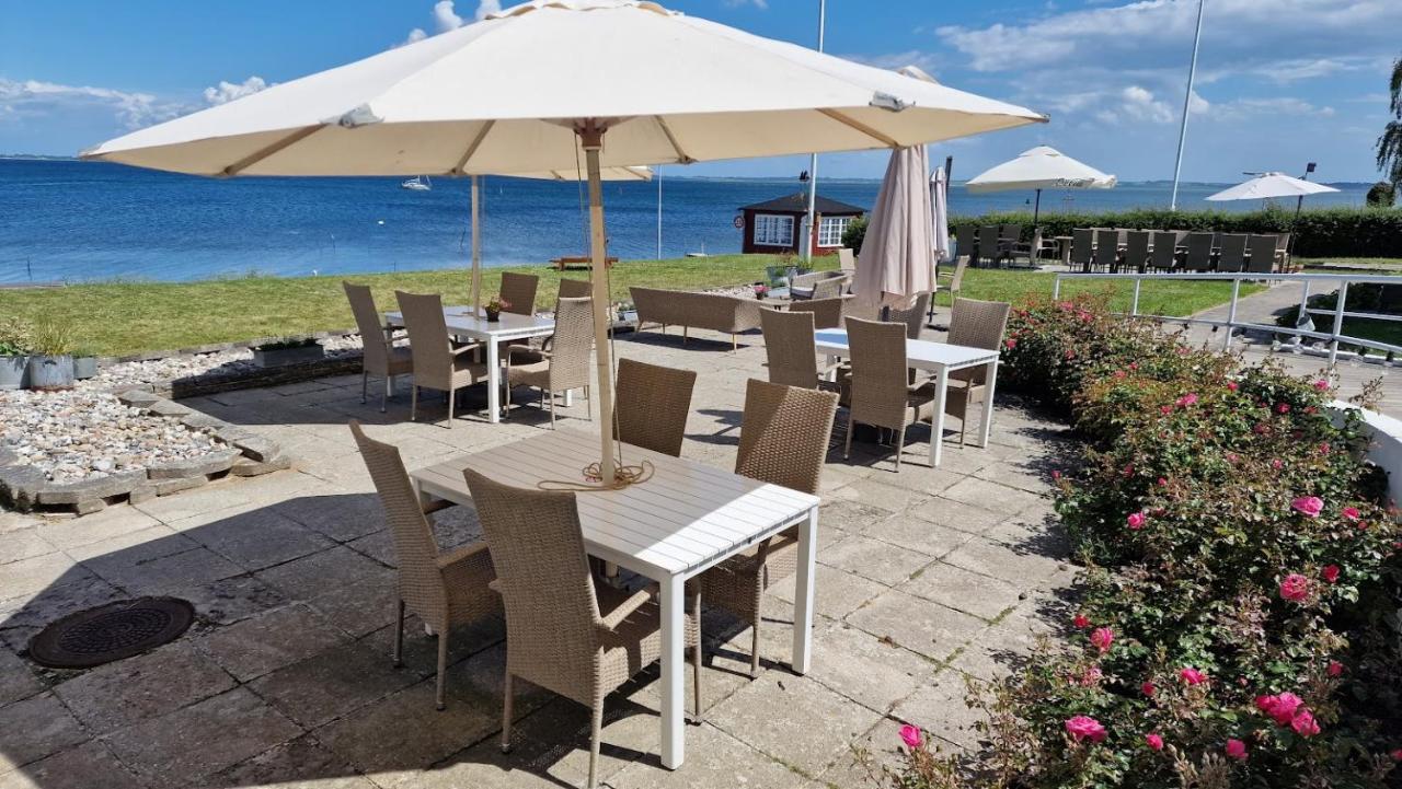 Hotel Udsigten Marstal Екстериор снимка